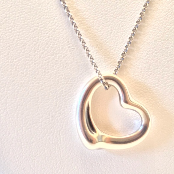 Tiffany&COElsa Peretti Open heart pendant Necklace - Picture 3 of 8